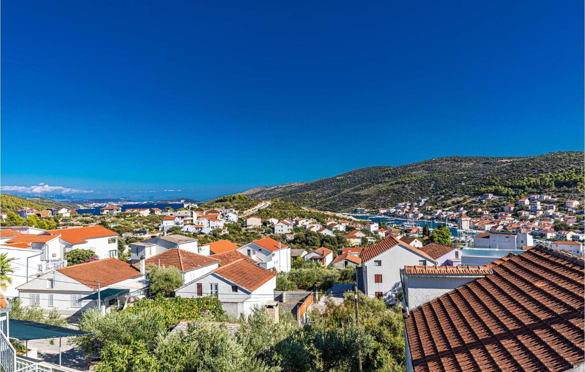 2 Bedroom Cozy Apartment In Marina Exterior photo